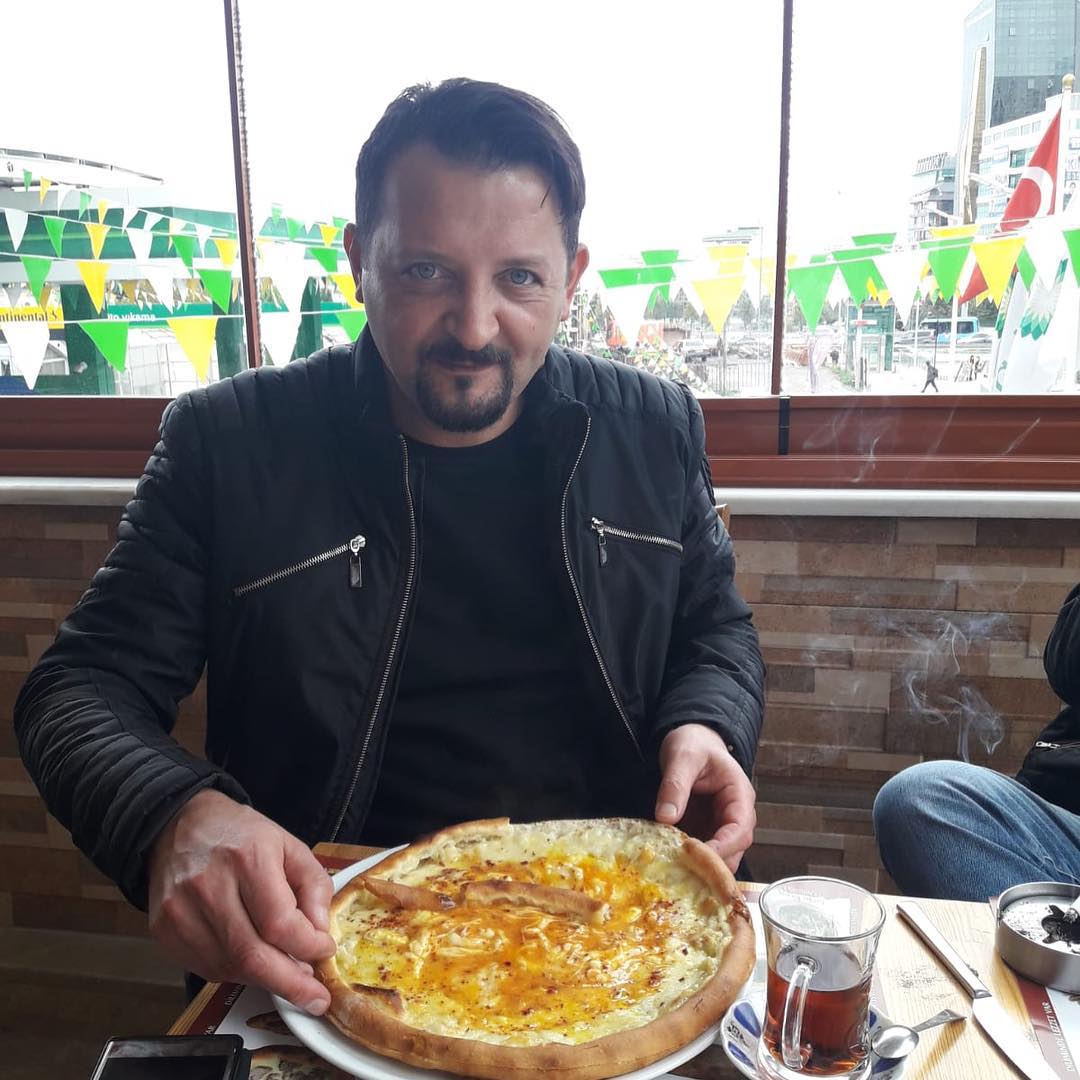 sürmene pide restaurant ünlüler (2)